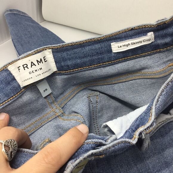 Frame Le High Skinny Crop in Amal (E12) - Picture 7 of 8